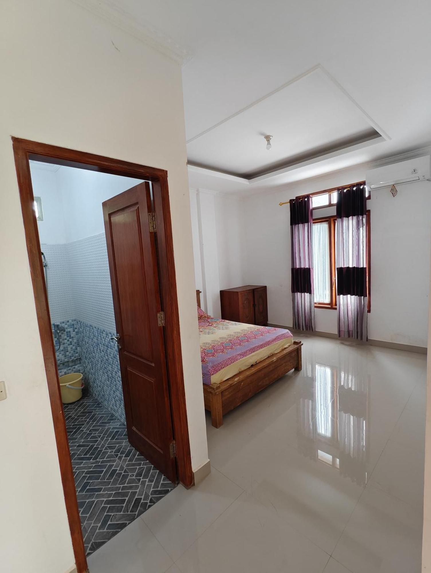 Ike'S Homestay Kuta  Esterno foto